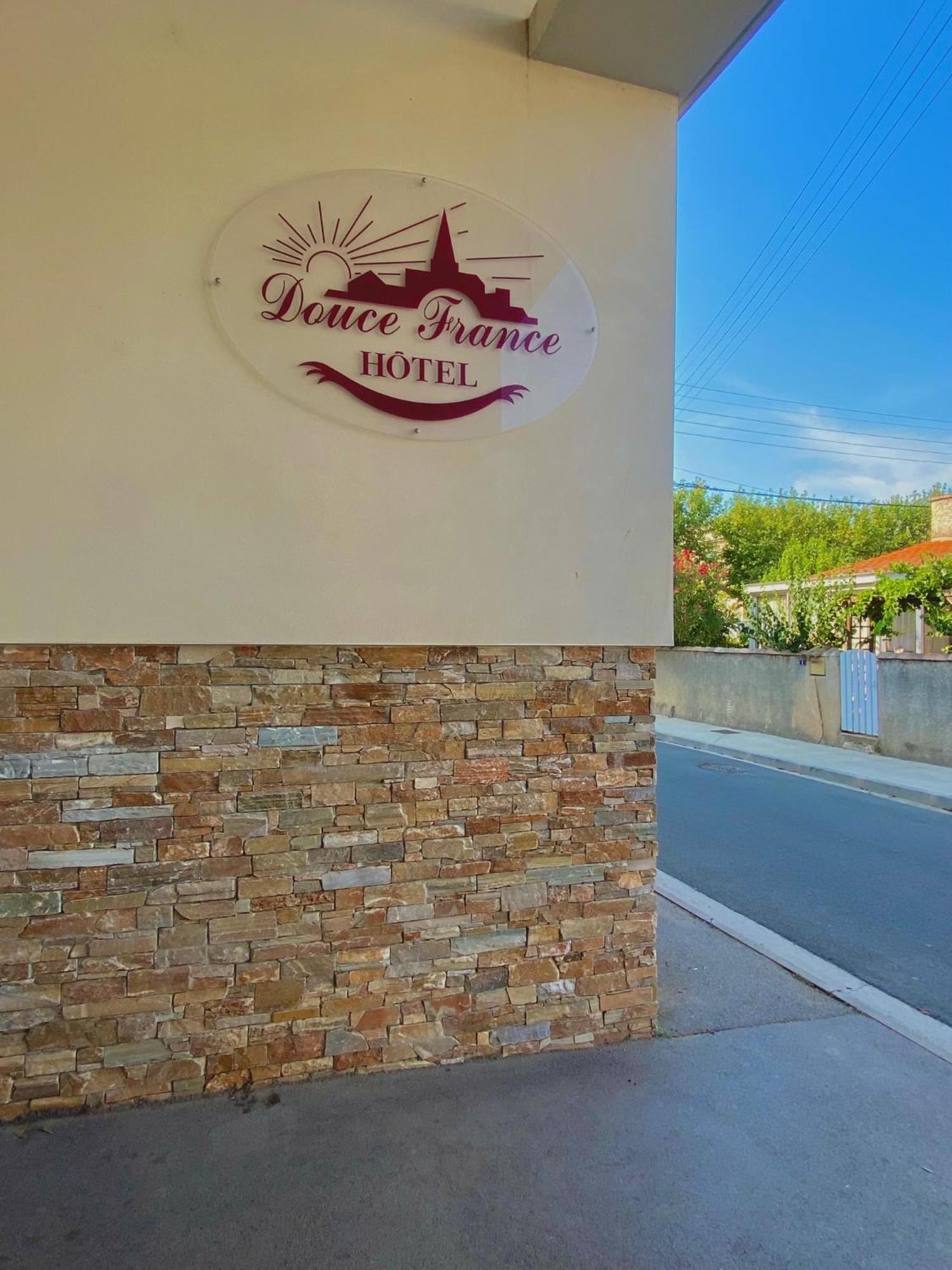 Hotel Douce France Cuxac-dʼAude Exterior foto